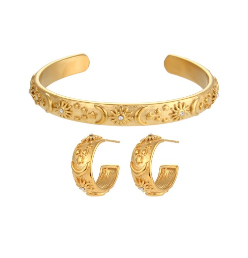 Waterproof 18K Gold Plated Jewelry for Women Stainless Steel Cubic Zirconia Diamond Star Moon Sun Bracelet Earring Ring Set Waterproof 18K Gold Plated Jewelry for Women Stainless Steel Cubic Zirconia Diamond Star Moon Sun Bracelet Earring Ring Set